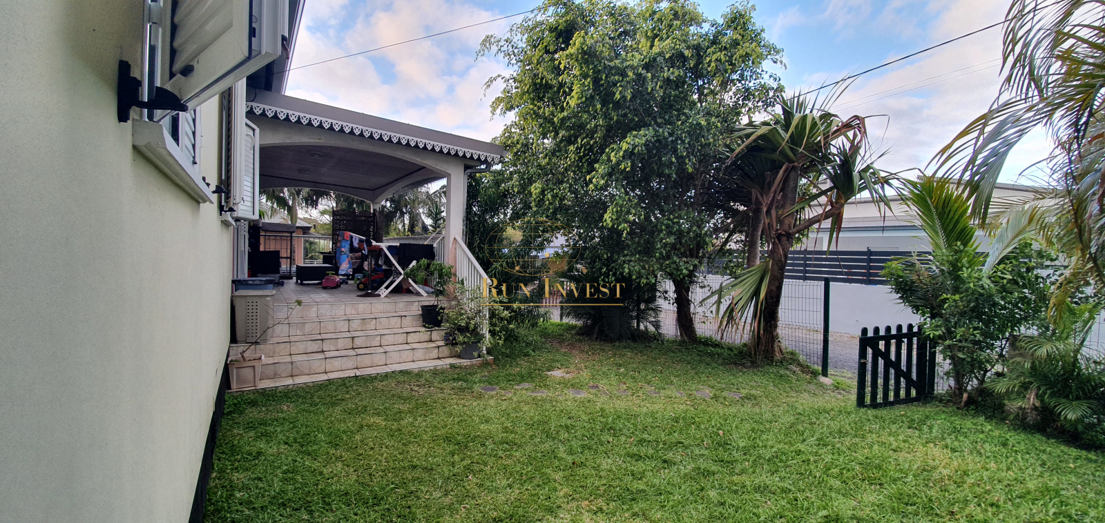 Vente A vendre maison F4 de plainpied à Saint André secteur Rivière