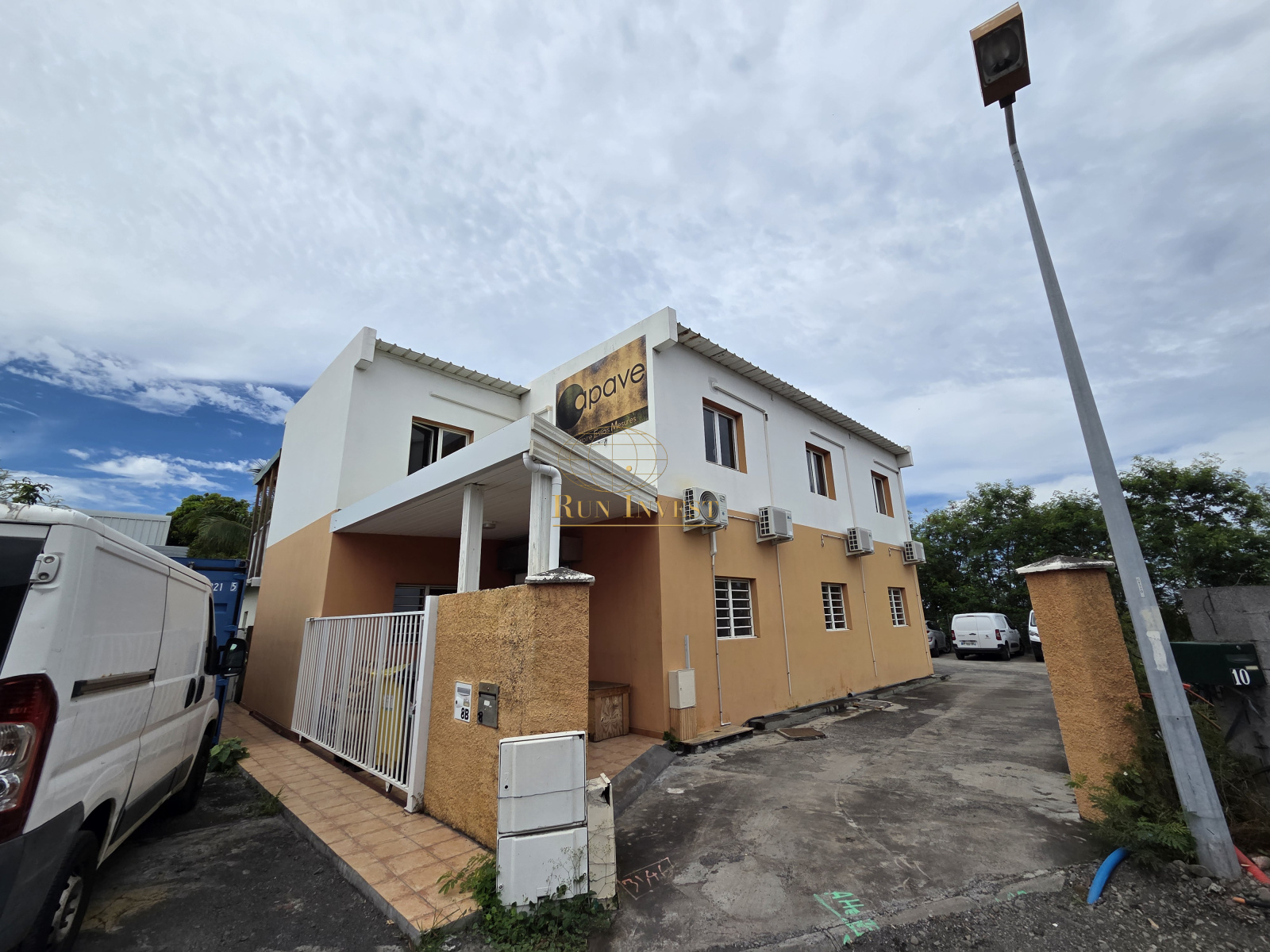 Image_1, Local d'activité, Port, ref :G460