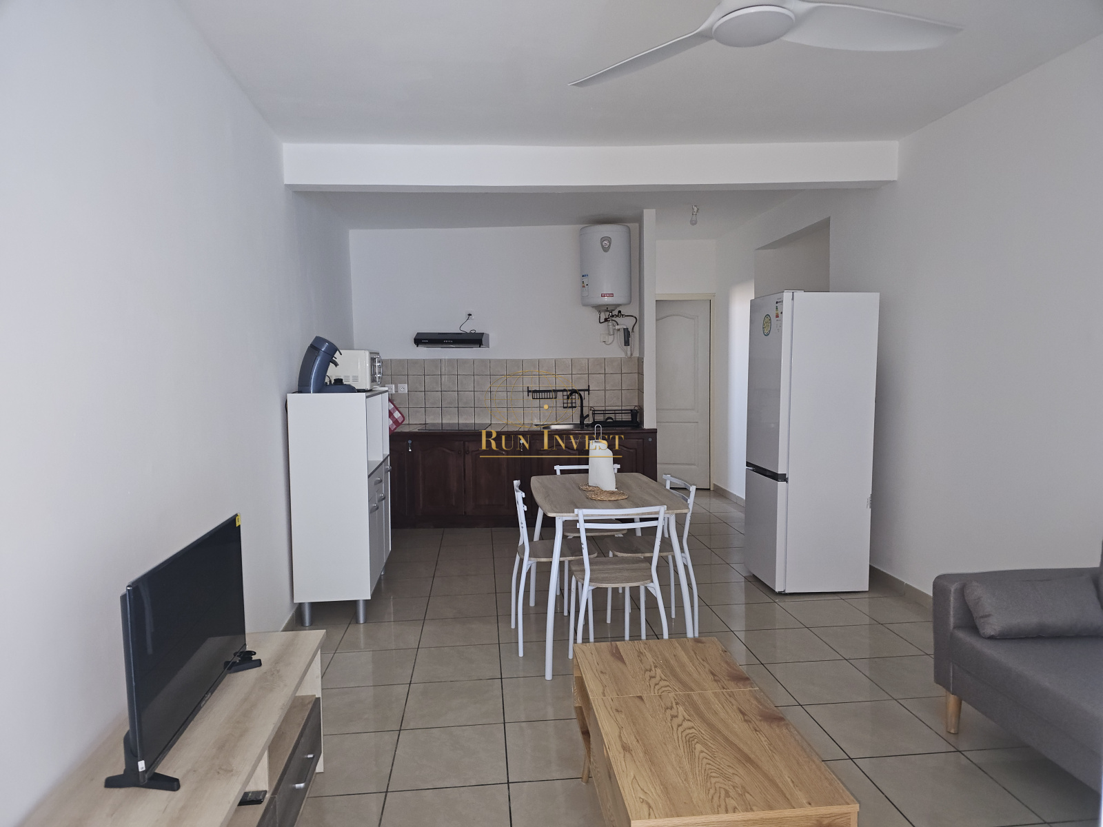 Image_2, Studio, Saint-Benoît, ref :G258