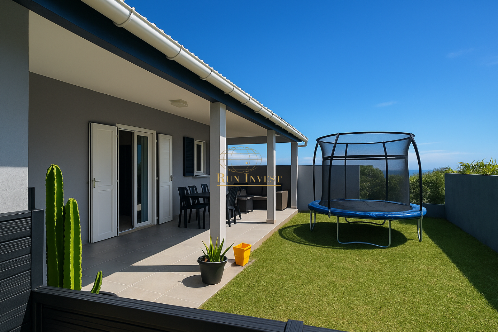 Image_1, Maison, Sainte-Suzanne, ref :4318