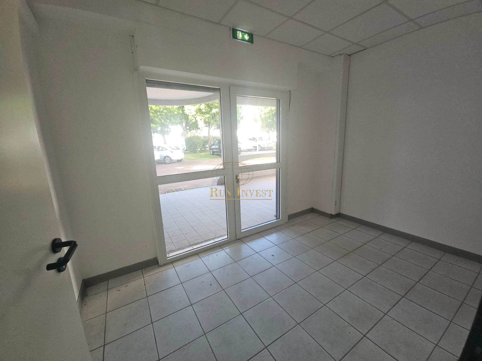 Image_4, Local professionnel, Saint-André, ref :4415